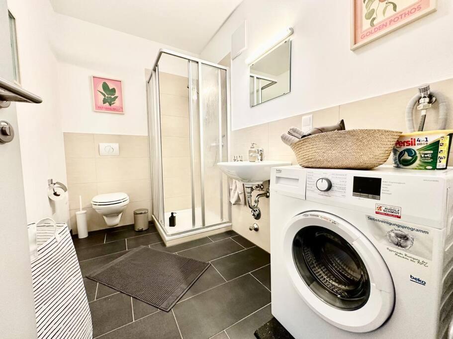 Stylisches Studio Mit Privatem Stellplatz Wenige Minuten Von Der Innenstadt & Mosel Koblenz  Exterior foto